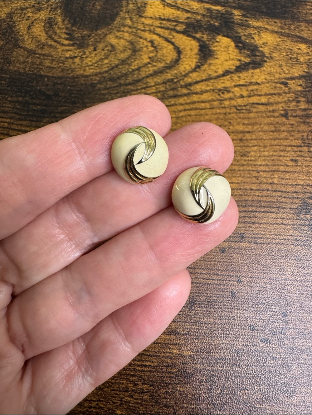 4/$20 Vintage Cream and Gold Swirl Stud Post Earrings - Women's Jewelry